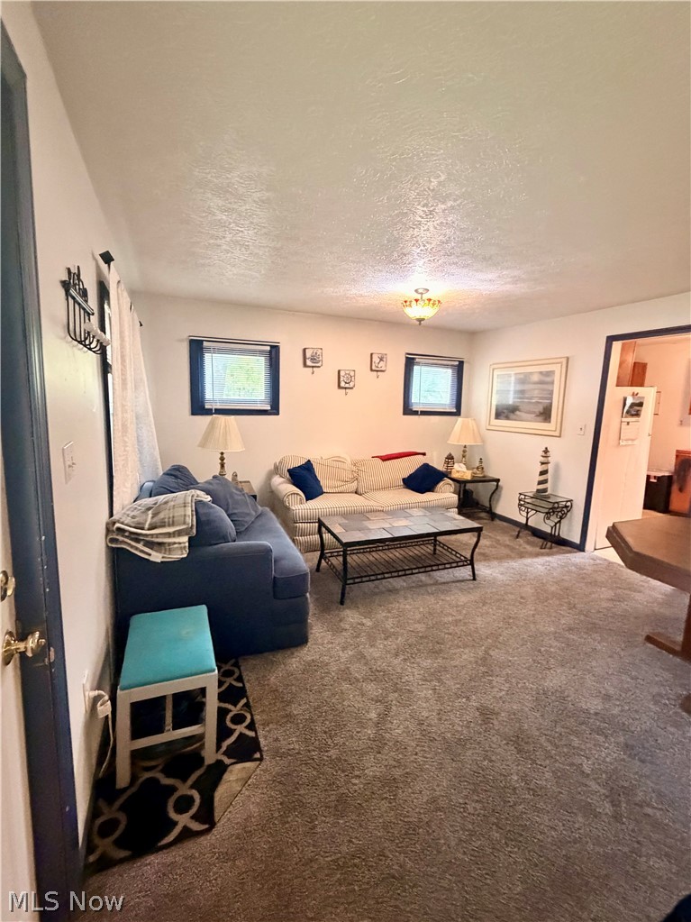 128 Lakeview Boulevard Property Photo 7