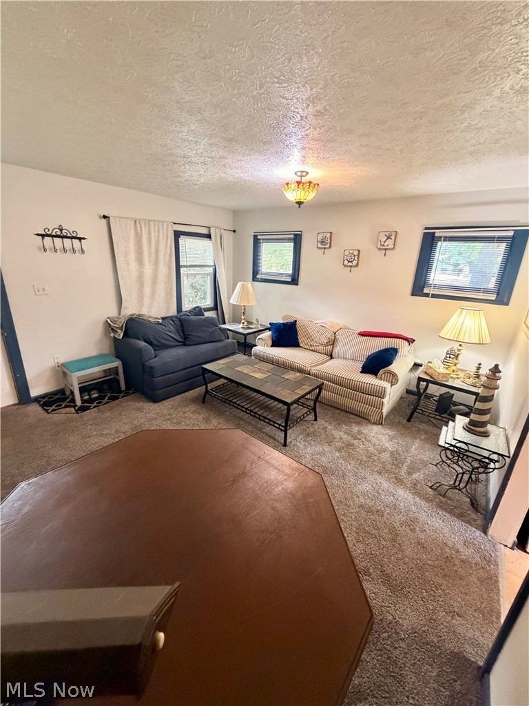128 Lakeview Boulevard Property Photo 8