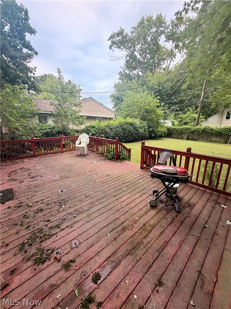 128 Lakeview Boulevard Property Photo 22