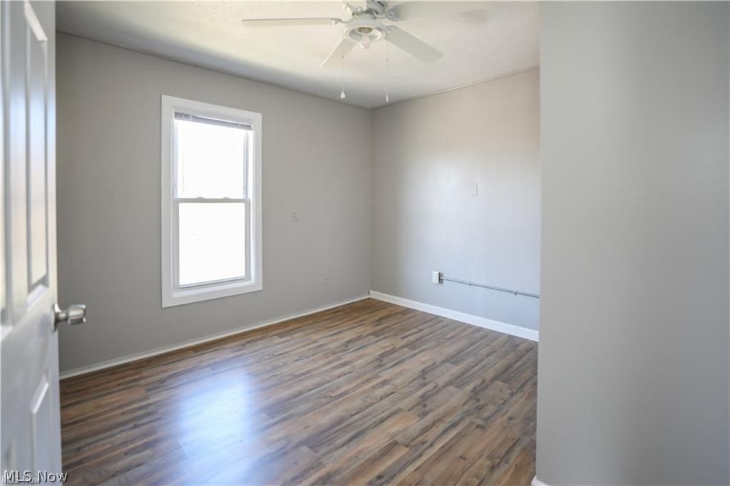 559 E Exchange E Property Photo 14