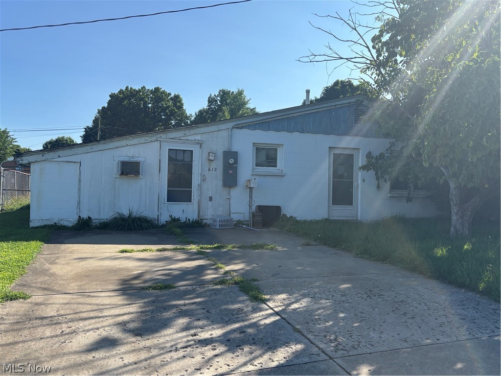612 33rd Street Property Photo 1