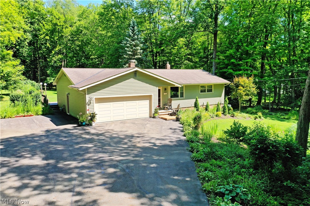 6103 Allyn Road Property Photo 1