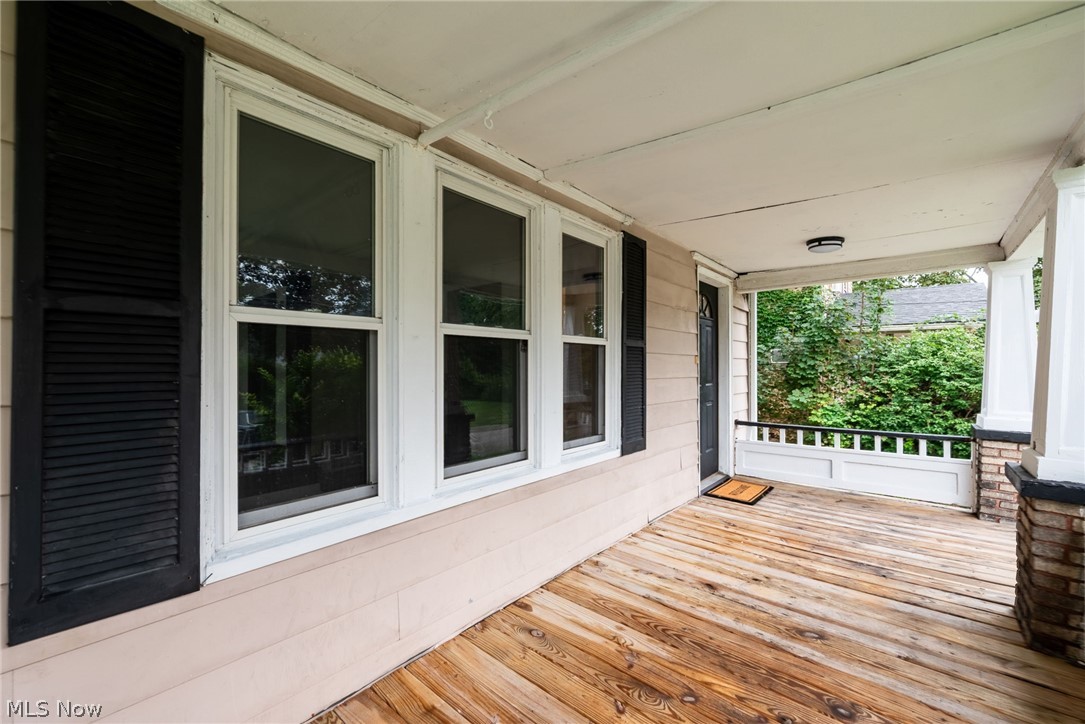 489 Marview Avenue Property Photo 3