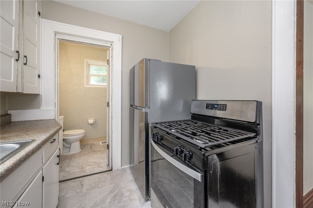 489 Marview Avenue Property Photo 12