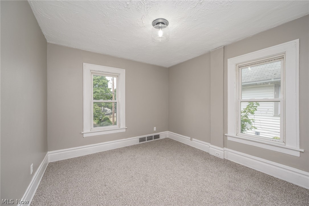 489 Marview Avenue Property Photo 16
