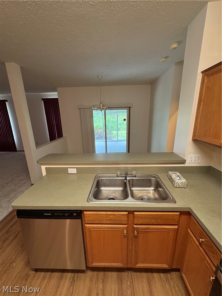 2474 Capulet Court Property Photo 9