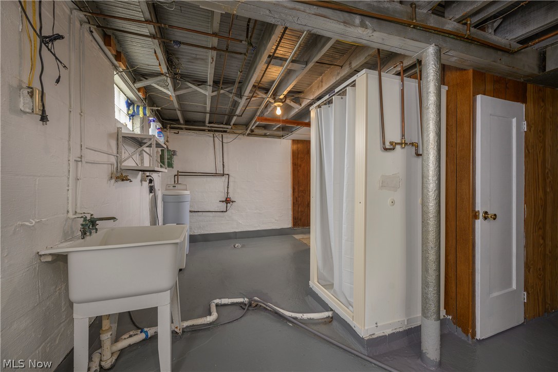 1320 19th Street Ne Property Photo 22