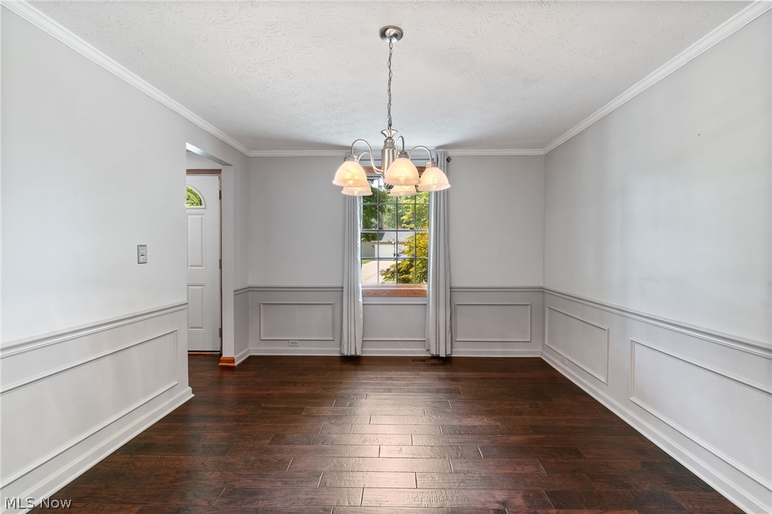 559 Berkshire Drive Property Photo 15