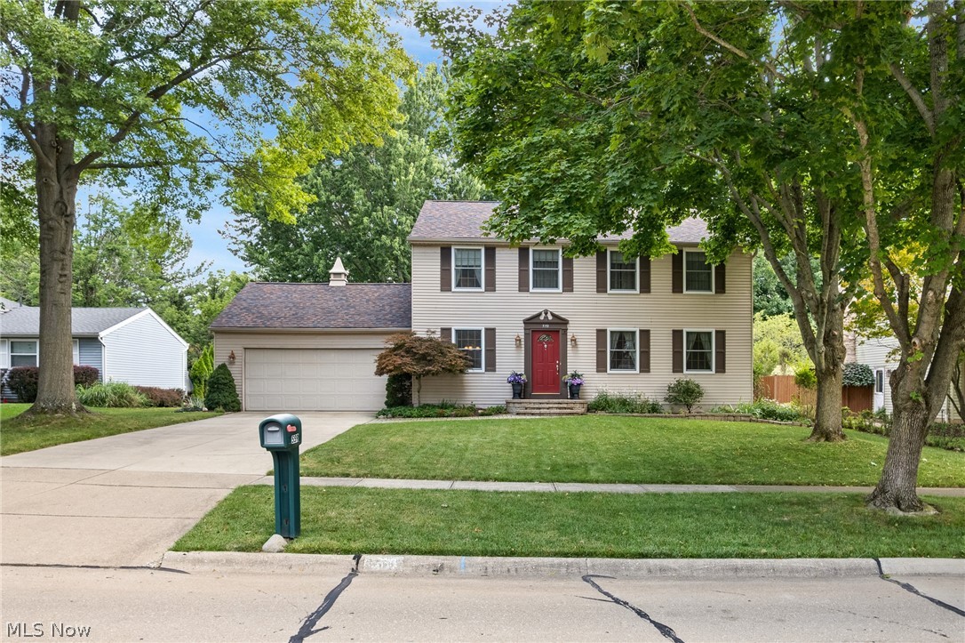 559 Berkshire Drive Property Photo 39