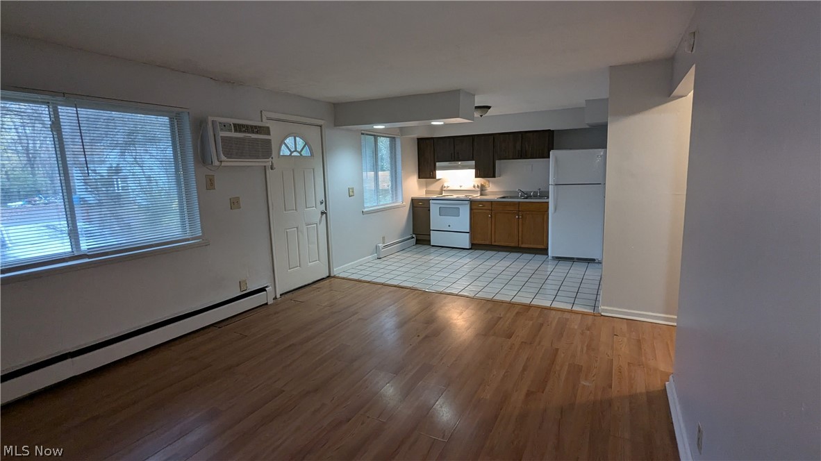 2597 Cory Avenue Property Photo 5