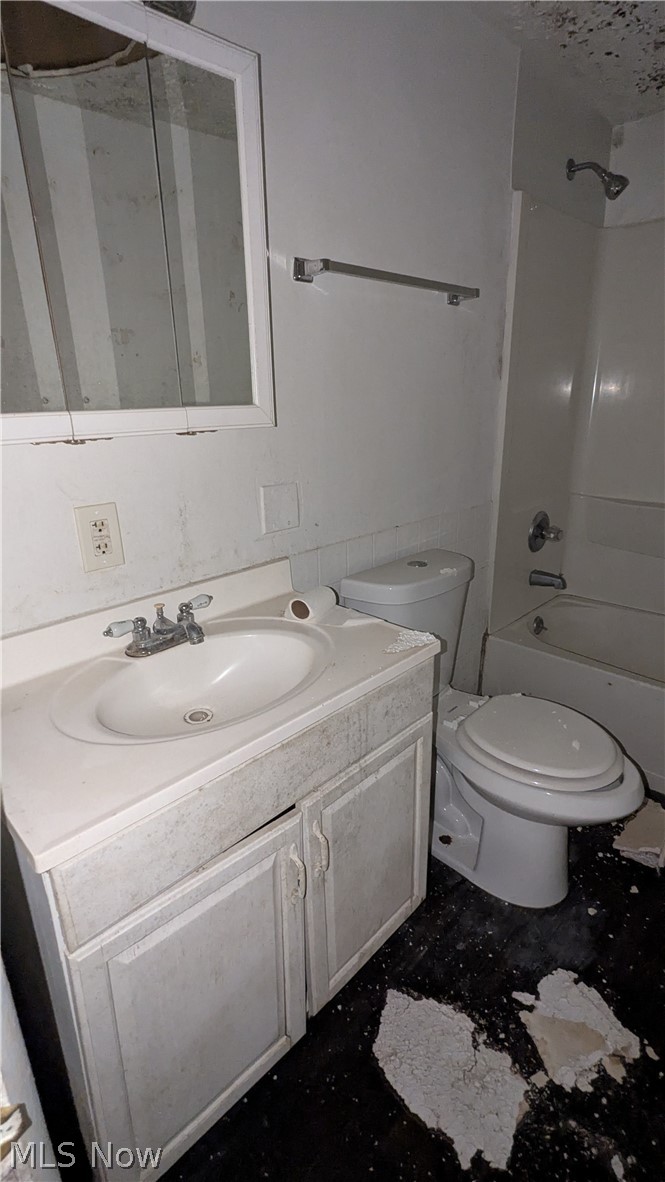 2597 Cory Avenue Property Photo 44
