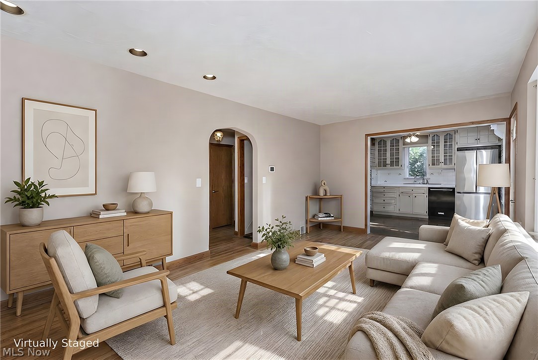 1016 Lander Road Property Photo 4
