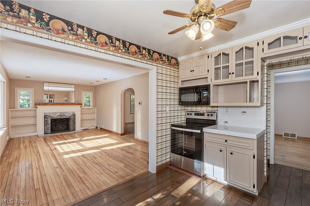1016 Lander Road Property Photo 11