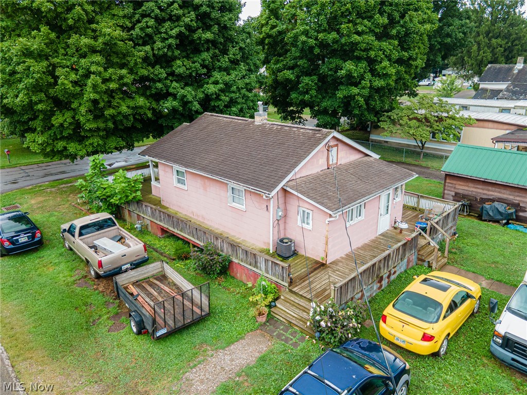 1203 Cemetery Drive Property Photo 6