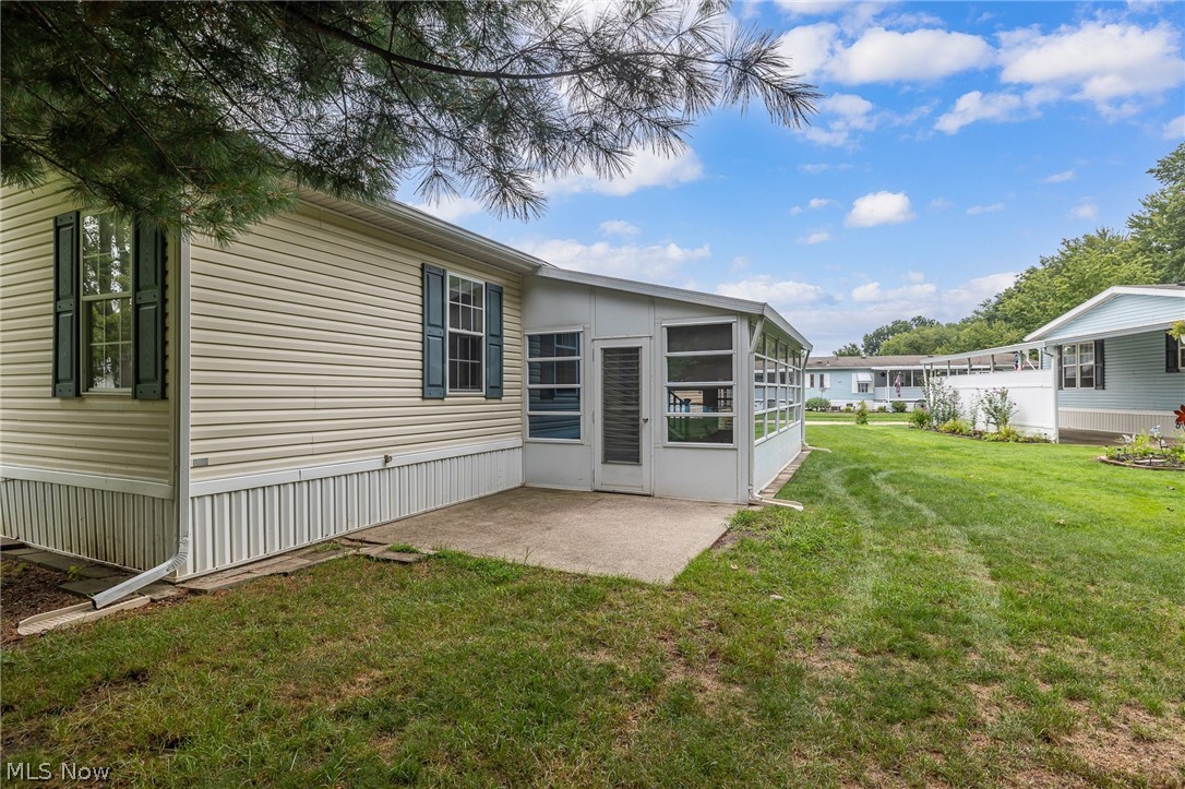 8 Jessica Lane Property Photo 4