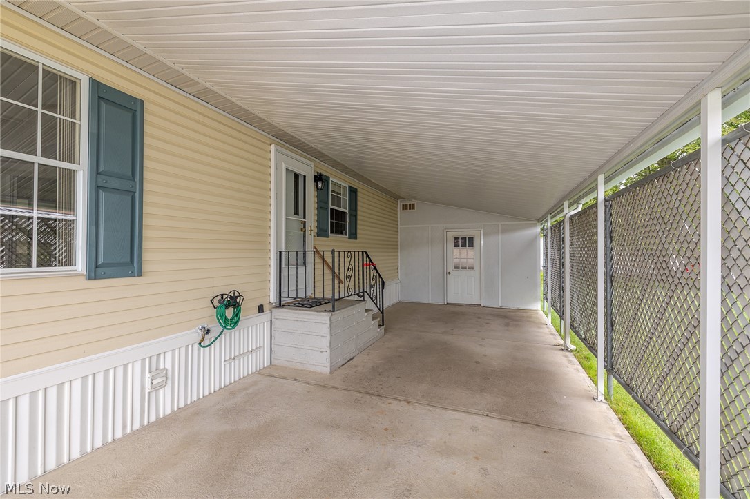 8 Jessica Lane Property Photo 7