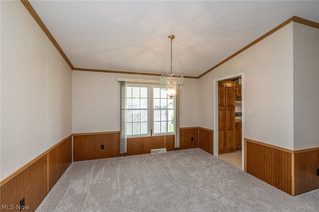 8 Jessica Lane Property Photo 18