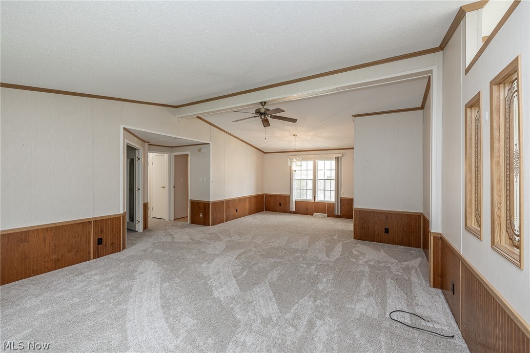 8 Jessica Lane Property Photo 22