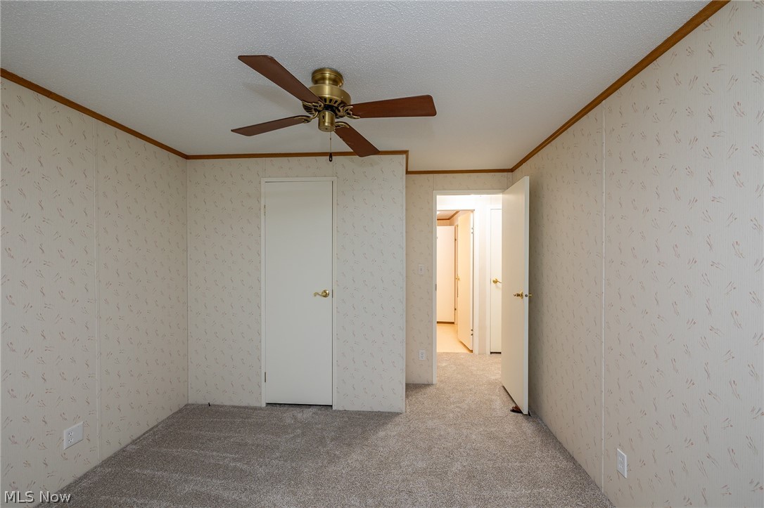 8 Jessica Lane Property Photo 28