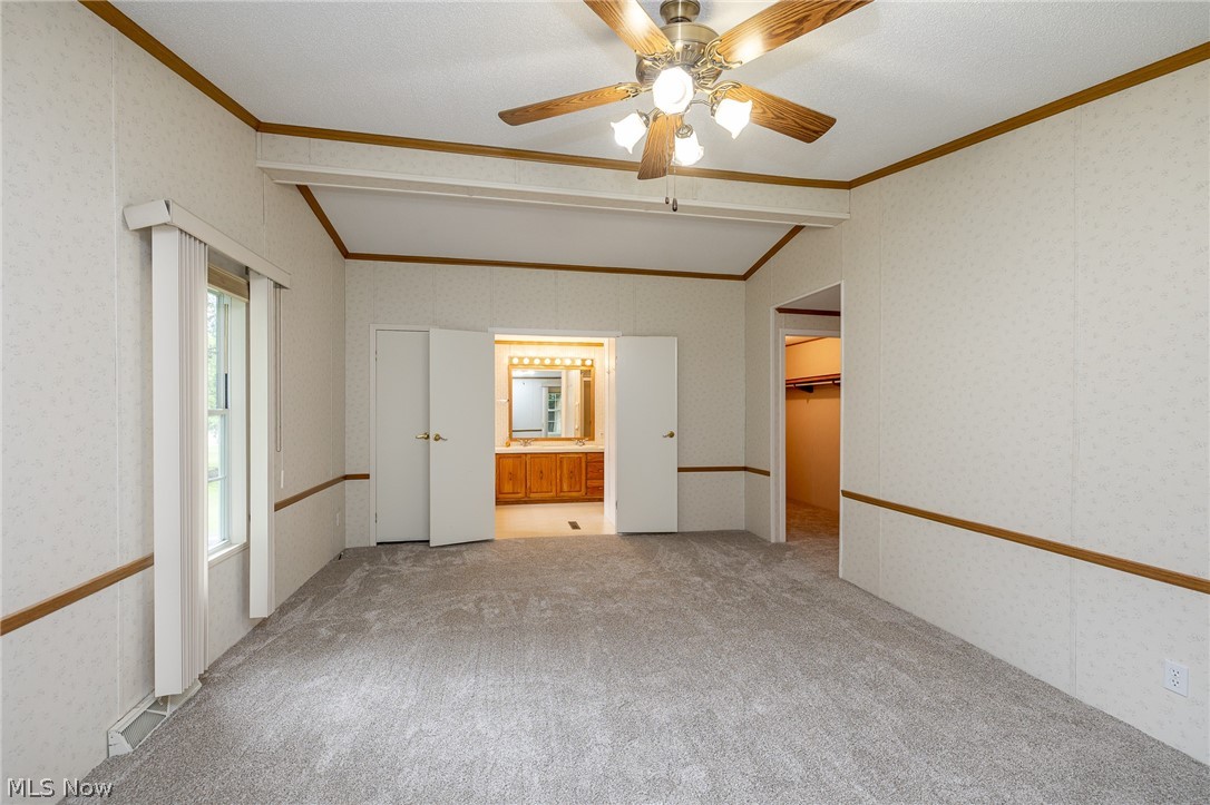 8 Jessica Lane Property Photo 31