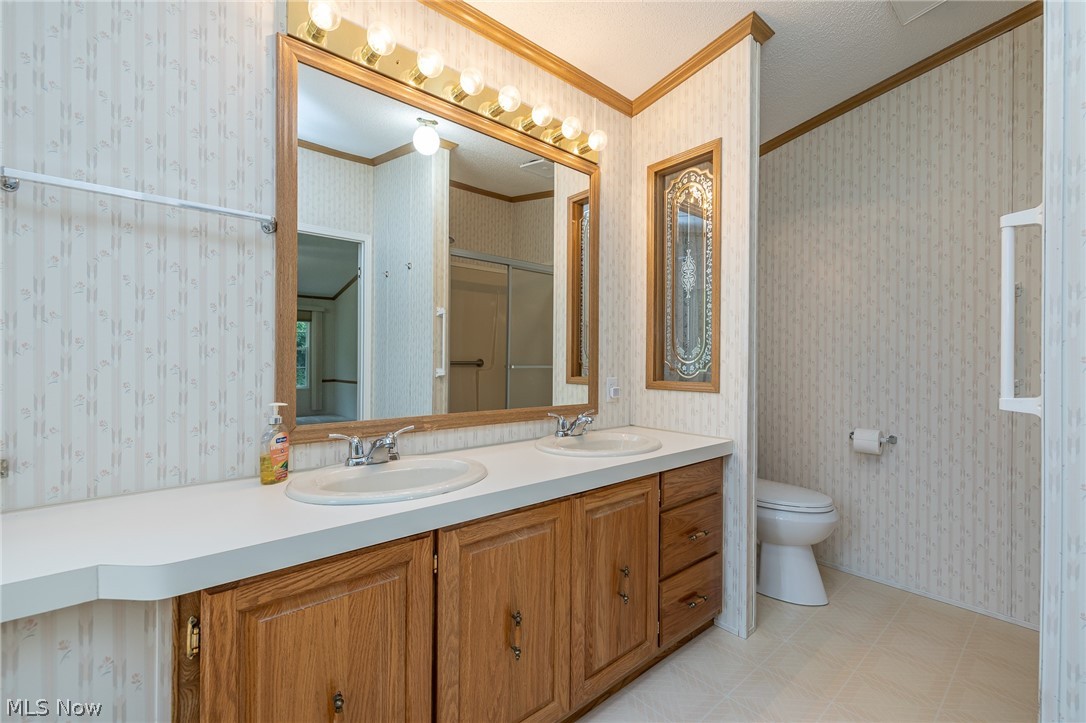 8 Jessica Lane Property Photo 32