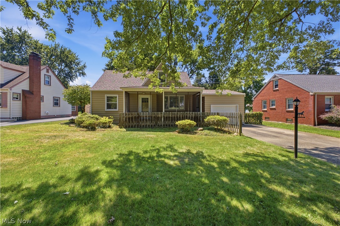 4642 Euclid Boulevard Property Photo 1