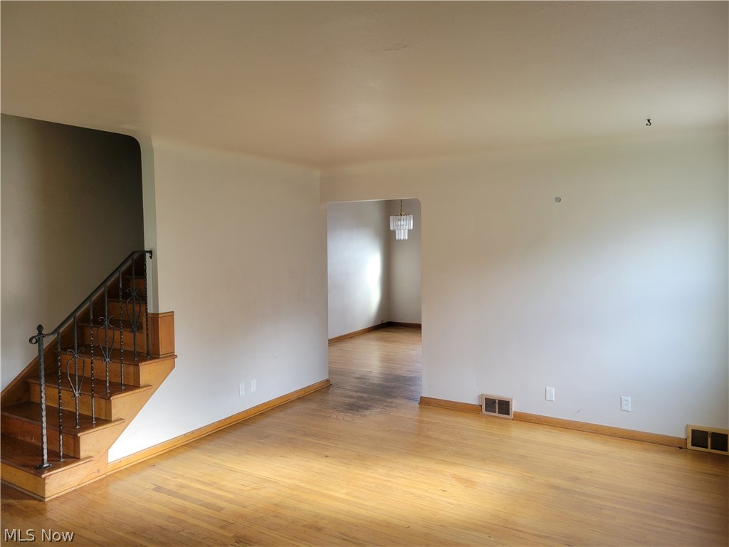 4127 Lowden Road Property Photo 2