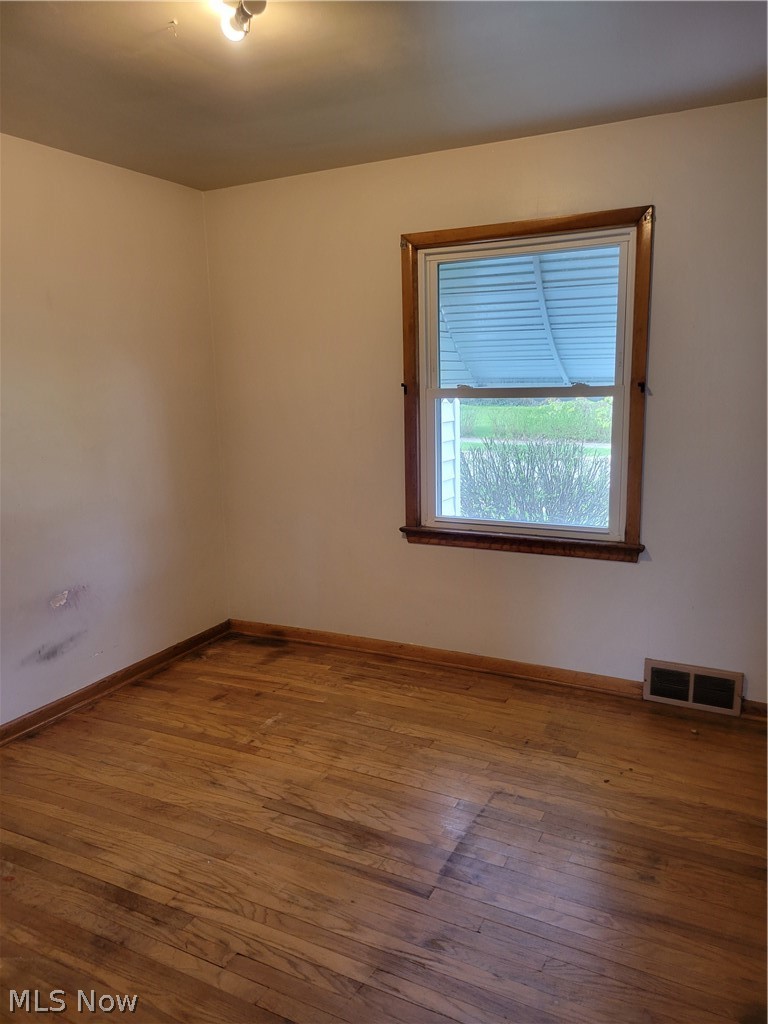 4127 Lowden Road Property Photo 9