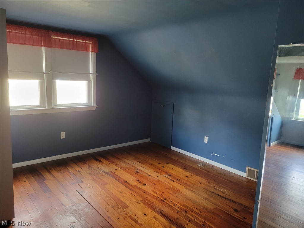 4127 Lowden Road Property Photo 10