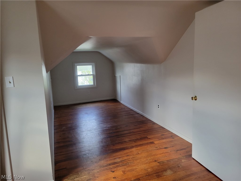 4127 Lowden Road Property Photo 14