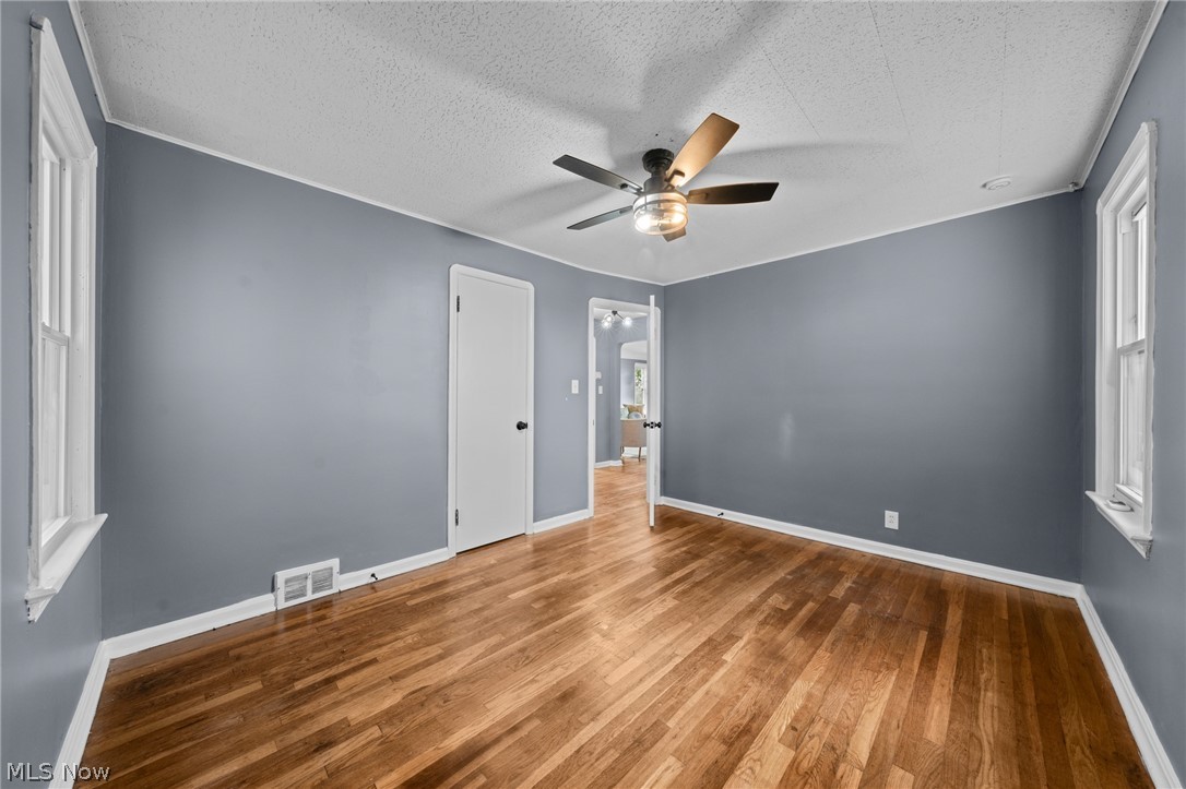8219 Wainstead Drive Property Photo 16