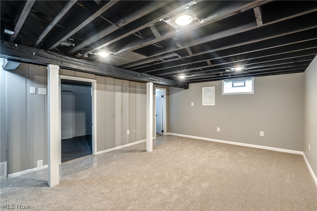 705 E Catawba Avenue Property Photo 21