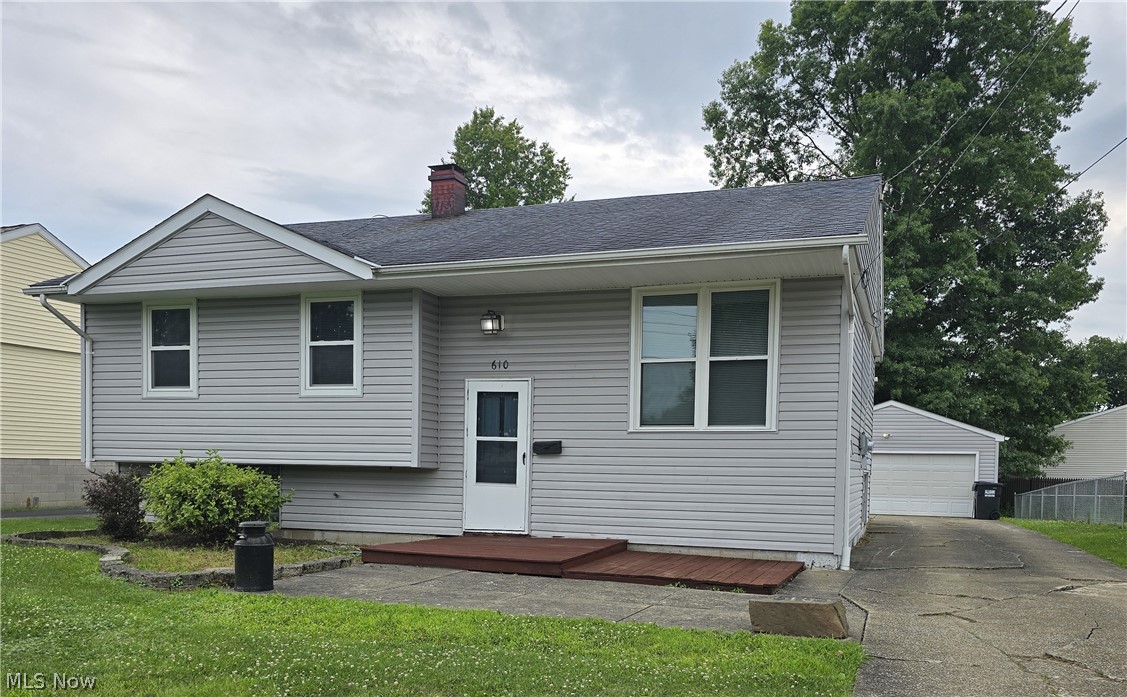 610 Notre Dame Avenue Property Photo 1