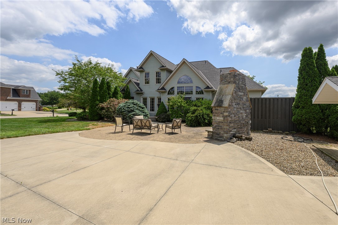827 Mesa Verde Drive Property Photo 11