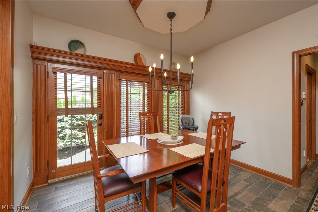 827 Mesa Verde Drive Property Photo 21