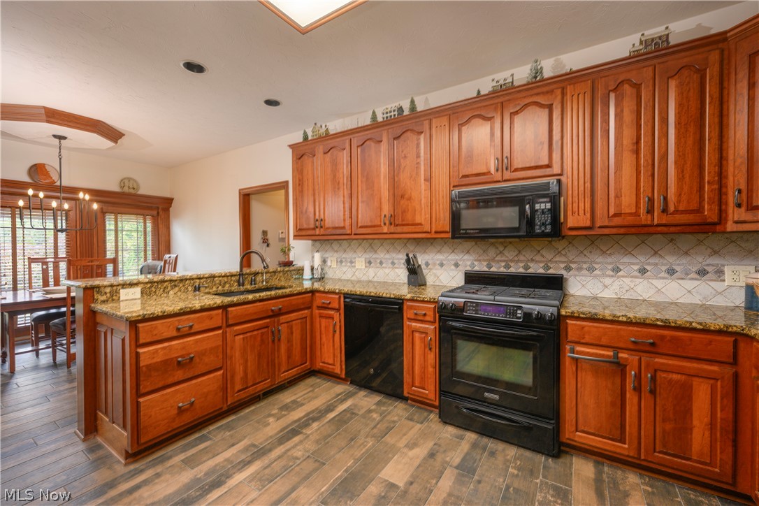827 Mesa Verde Drive Property Photo 22
