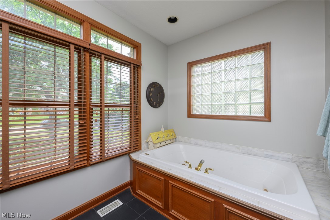 827 Mesa Verde Drive Property Photo 30