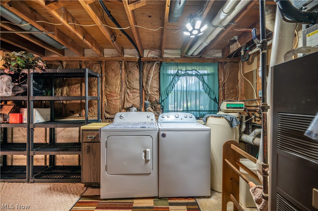 6142 Fairview Road Property Photo 28