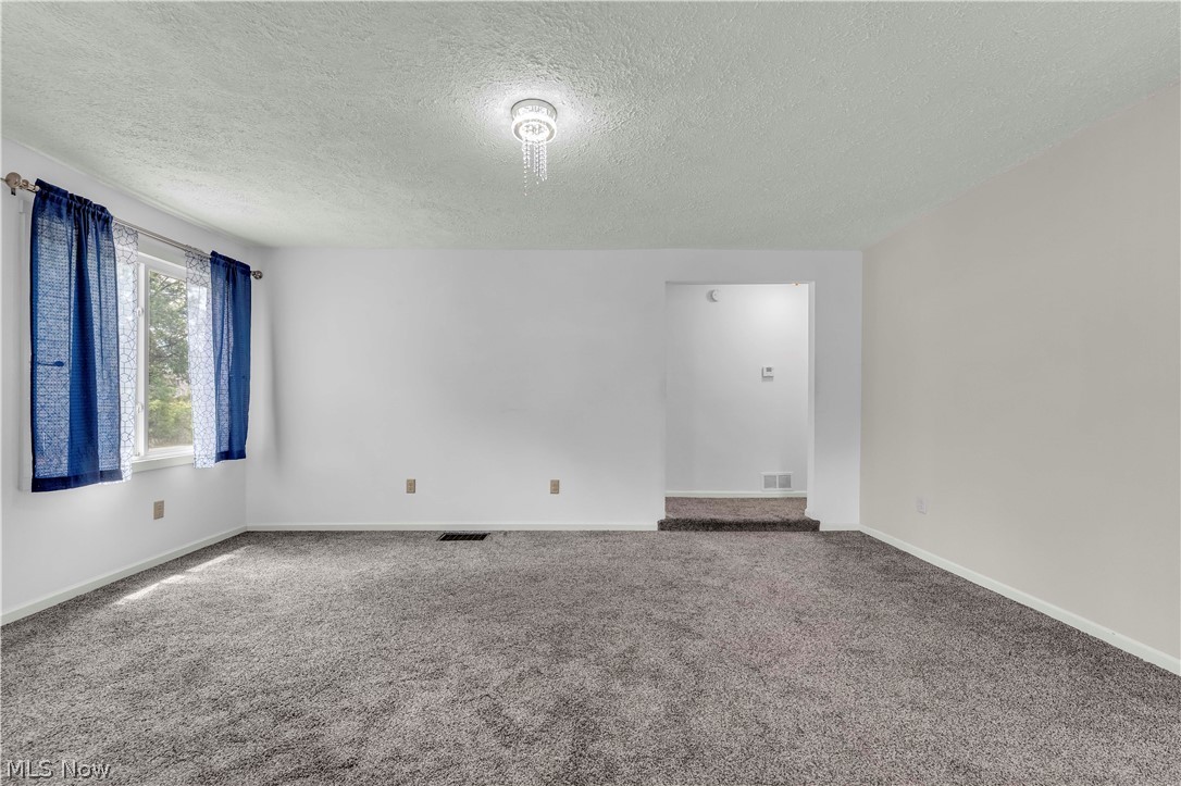 265 Main Street Se Property Photo 8