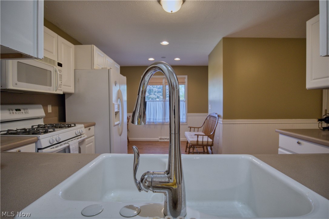 1108 Shadow Ridge Drive Property Photo 6