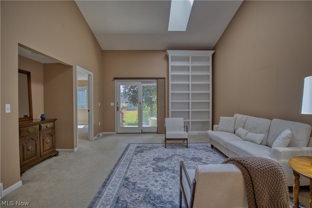 1108 Shadow Ridge Drive Property Photo 9