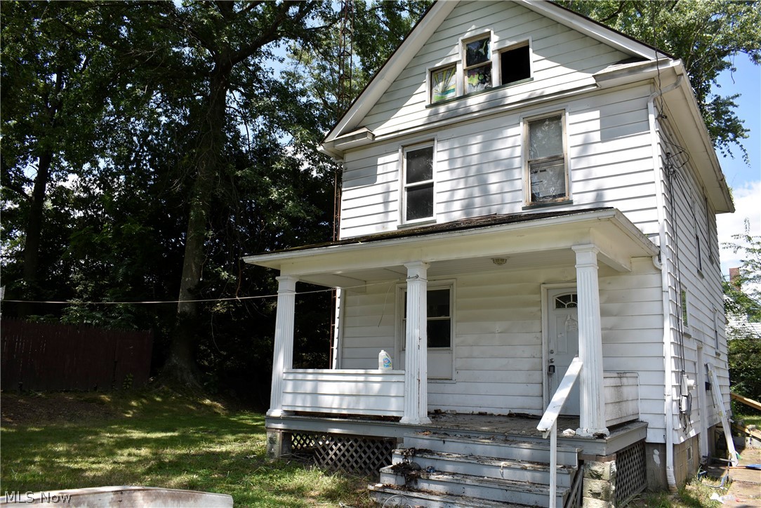 47 Lincoln Avenue Property Photo 1