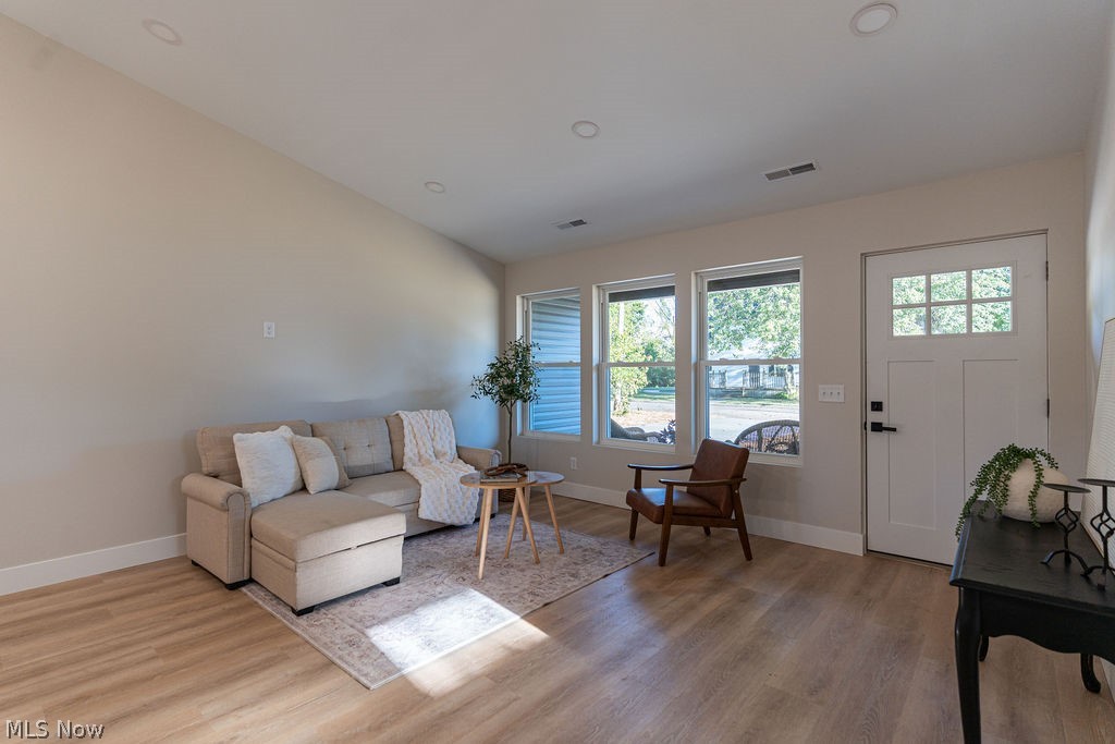 22 Summit Avenue Property Photo 6