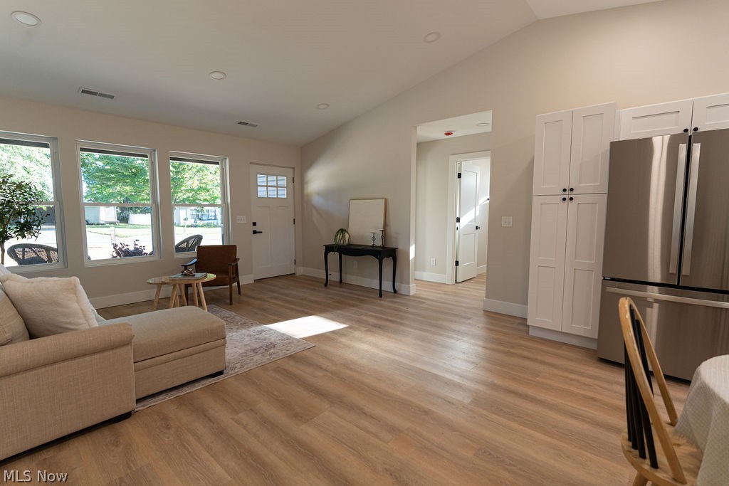 22 Summit Avenue Property Photo 8
