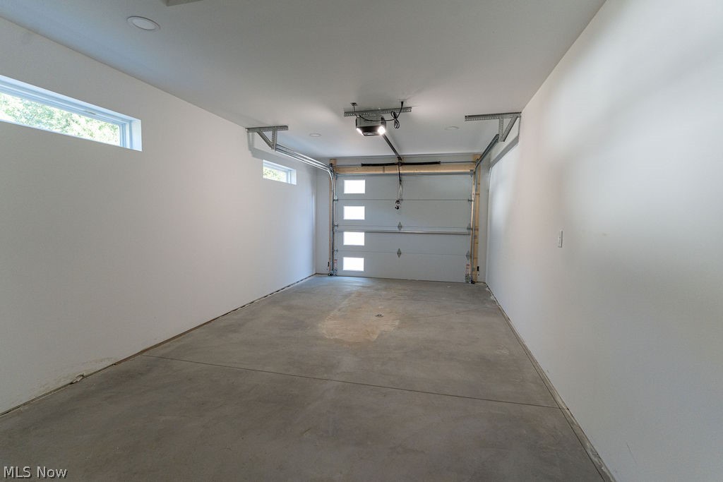 22 Summit Avenue Property Photo 23