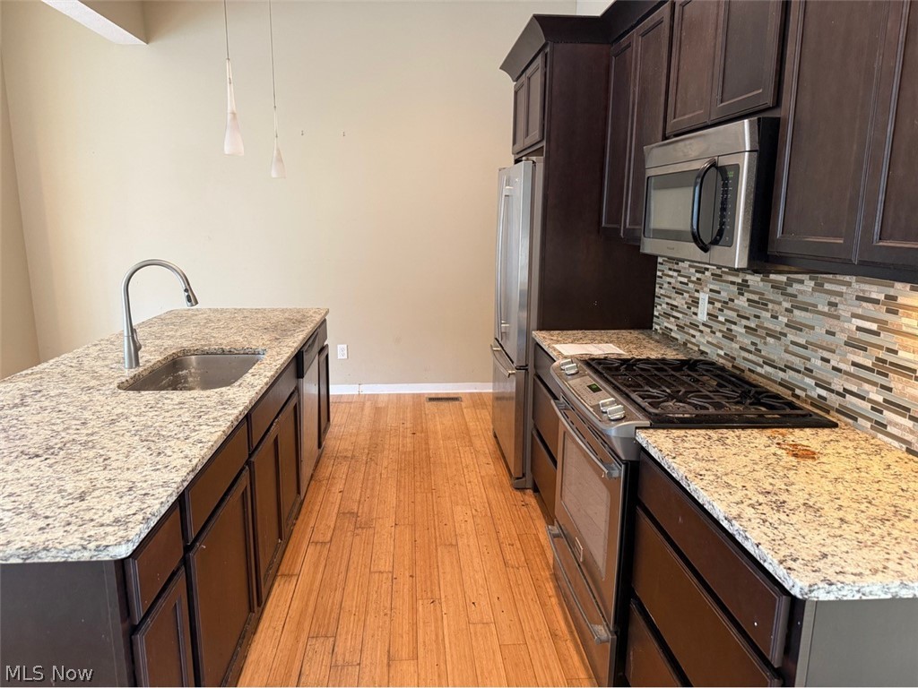 5703 Bridge Avenue Property Photo 5