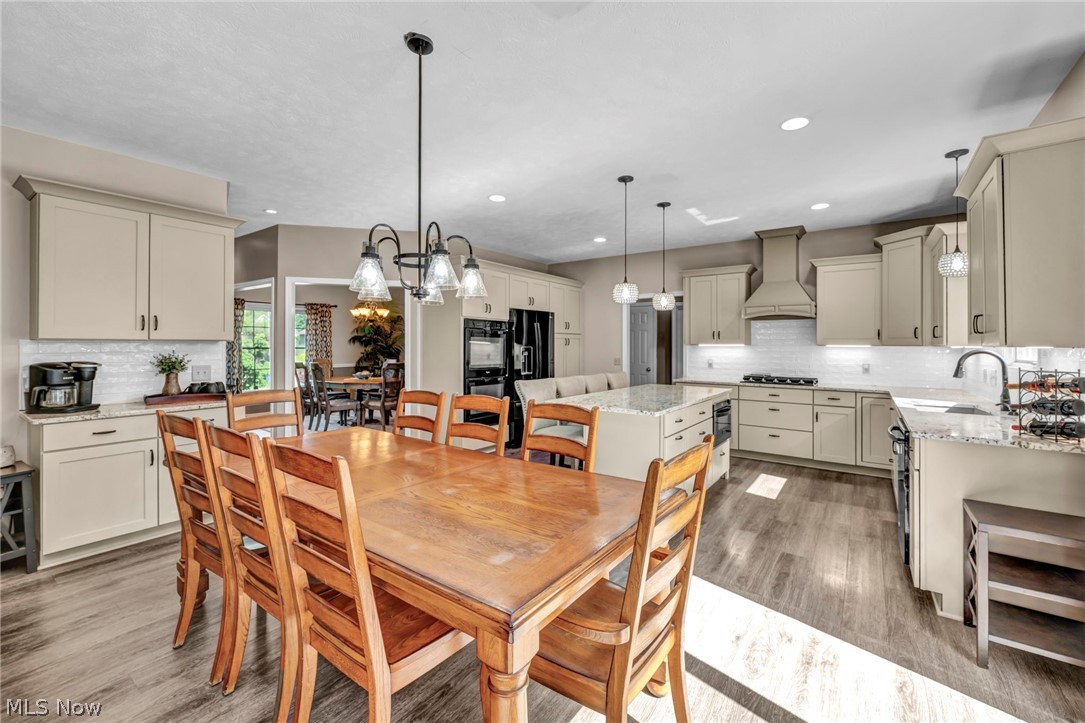 2285 N Bay Drive Property Photo 16