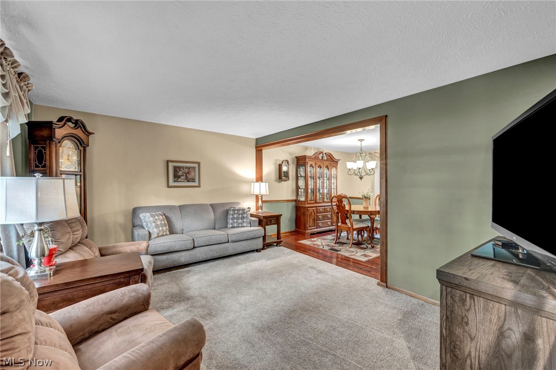624 Perkins Circle Property Photo 6