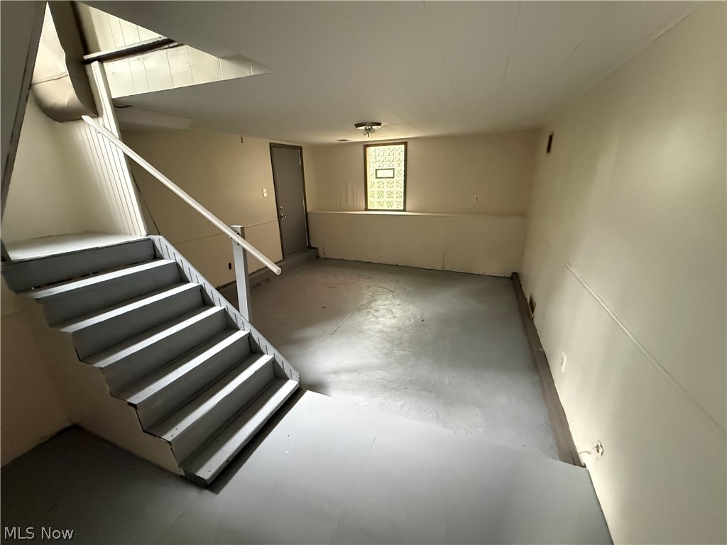 882 Redfern Avenue Property Photo 16