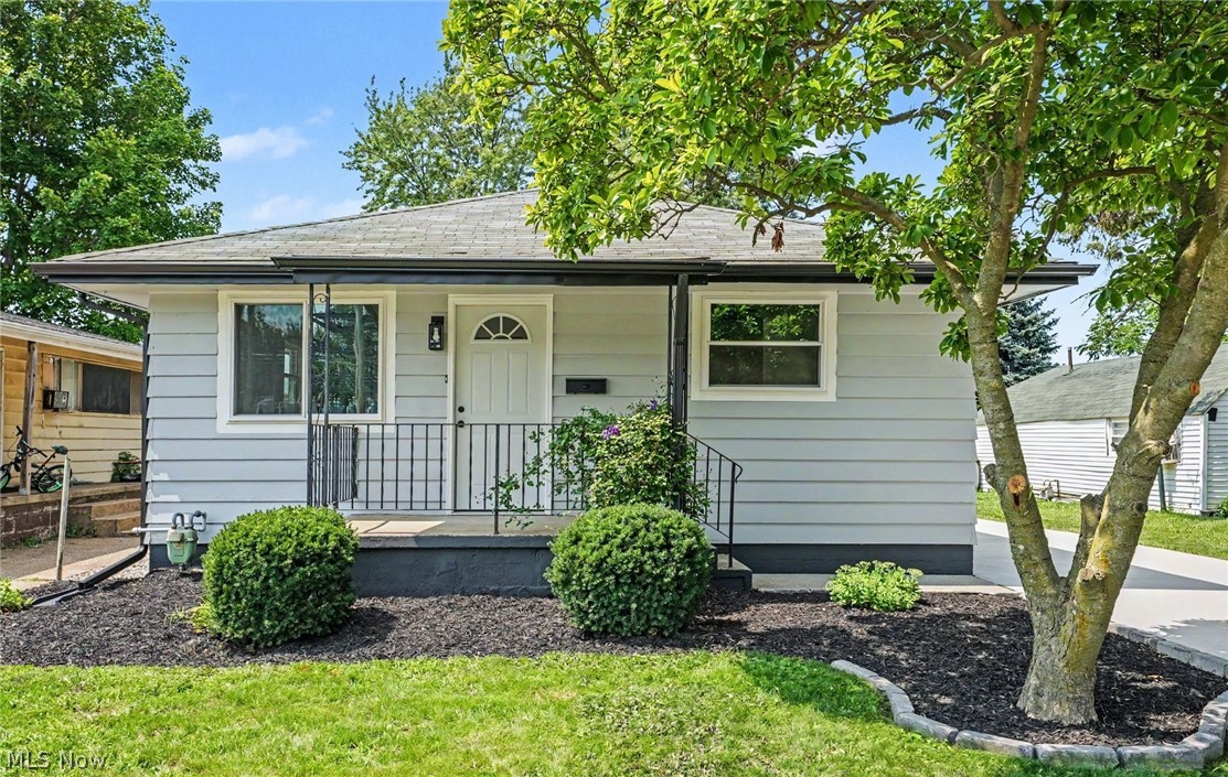 1119 E Parish Street Property Photo 1